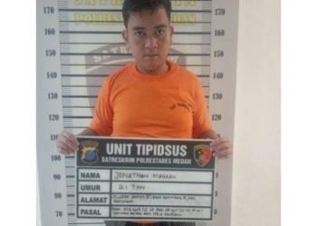 Jonatan Siahaan setelah ditetapkan tersangka. 