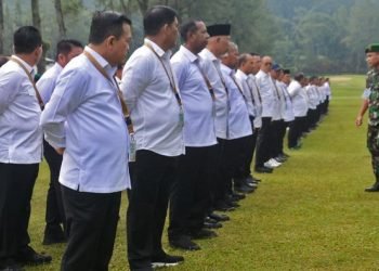 Retret kepala daerah di Akmil Magelang. 