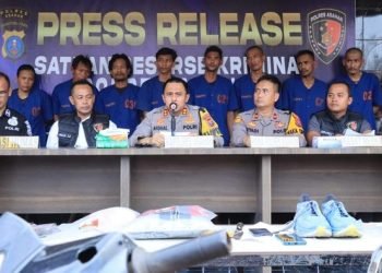 Kapolres Asahan AKBP Afdhal saat merilis beberapa kasus pencurian di Asahan. 