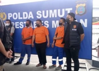Ketiga pelaku yang ditangkap polisi. 