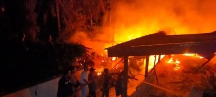 Gereja HKBP di Desa Pulai Payung, Kabupaten Mukomuko hangus terbakar, Rabu (12/3/2025).