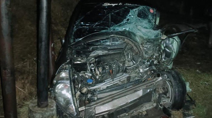 Kondisi mobil yang rusak parah.