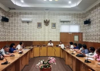 Salomo Pardede saat berkunjung ke Universitas Darma Agung pada beberapa waktu lalu. 