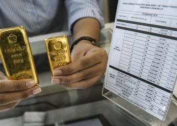 Harga emas Antam jadi Rp1,919 juta per gram Senin.