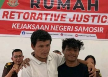 Perkara humanis tulang aniaya bere asal Kejari Samosir akhirnya disetujui dihentikan proses hukumnya lewat pendekatan keadilan restoratif atau RJ.