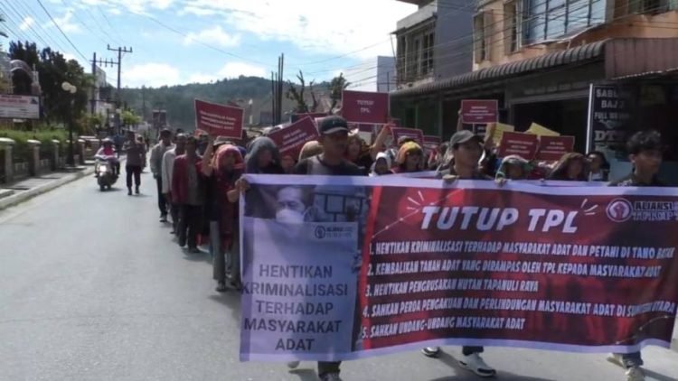 Rapat Paripurna DPRD Tapanuli Utara, Senin (02/06/2025), memutuskan pembentukan Pansus PT TPL Tbk. 