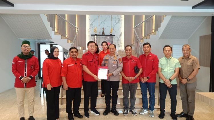 Pengurus DPC PDIP Medan melaporkan Menteri Koperasi Budi Arie Setiadi ke Polrestabes Medan atas dugaan pencemaran nama baik dan ujaran kebencian. 