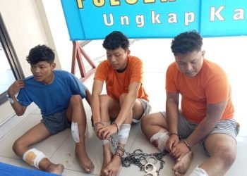 Kawanan begal ditembak di bagian kakinya. 