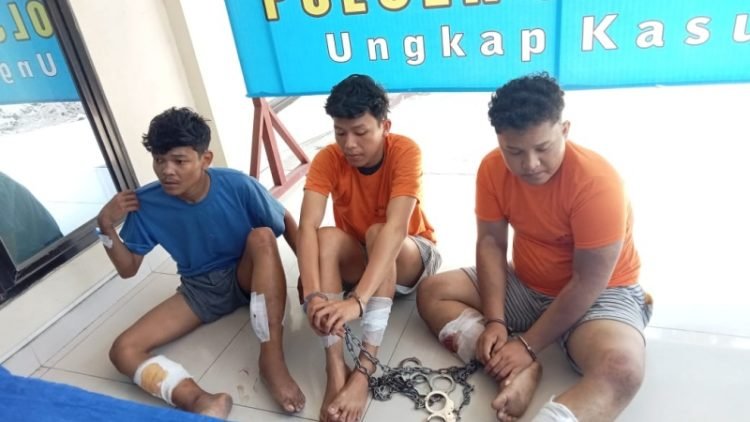Kawanan begal ditembak di bagian kakinya.