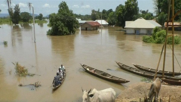 Korban tewas banjir di Nigeria bertambah, total menjadi 151 orang.