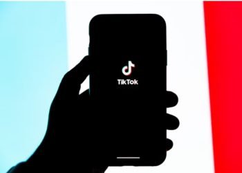 Platform media sosial asal China, TikTok. 