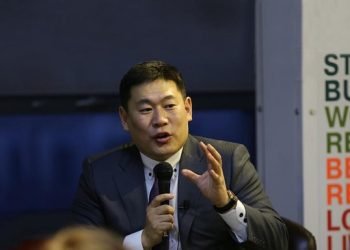 Luvsannamsrain Oyun-Erdene. 