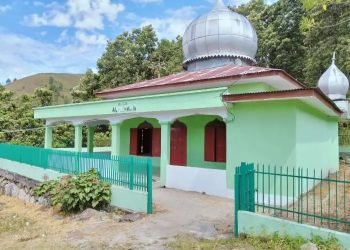 Masjid Al Ikhwan Samosir.