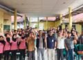 Ketua Koni Padangsidimpuan Hasanuddin Sipahutar foto bersama dengan para atlit Padangsidimpuan yang akan bertanding di Porprovsu ke-XII 2026 Sumut. (IST)